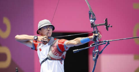 Mete Gazoz ilk olimpiyat madalyasını garantiledi