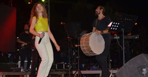 Yanan ormanlara festivale gelenlerin sayısı kadar fidan desteği