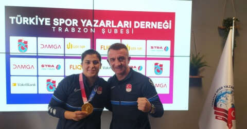 Busenaz Sürmeneli: "Yaşıtlarım eğlenirken, bir hayale 13 senemi verdim ve başardım"