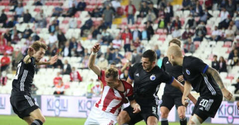 UEFA Avrupa Konferans Ligi: Sivasspor: 0 - Kopenhag: 0 (İlk yarı)