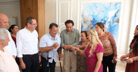 Kaymakam engelli gazeteciye kız istedi söz yüzüklerini taktı