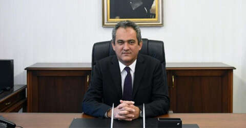 Milli Eğitim Bakanı Özer, eğitim değerlendirme toplantısı için Diyarbakır’da
