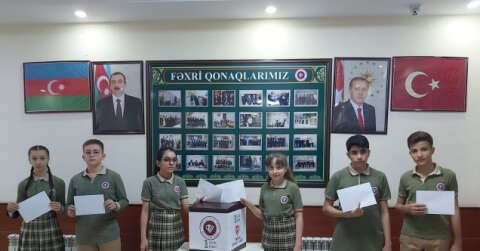 Azeri öğrencilerden Türkiye’ye fidan bağışı