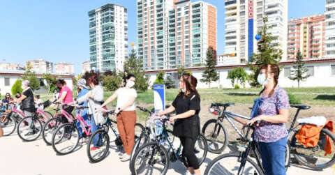 Avrupa Hareketlilik Haftası’nda Başkentli öğrenci ve ailelerine bisiklet sürüş eğitimi