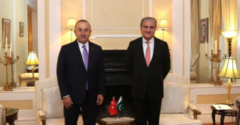 Dışişleri Bakanı Çavuşoğlu, Pakistan Dışişleri Bakanı Kureyşi ile görüştü