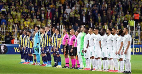 Süper Lig: Fenerbahçe: 1 - GZT Giresunspor: 0 (Maç devam ediyor)