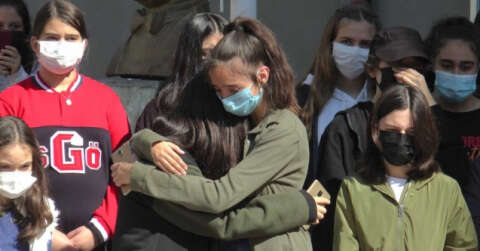 Kalp krizi geçiren öğretmene öğrencilerinden hüzünlü veda