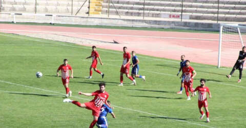 TFF 3. Lig: Karaman Belediyespor: 1 - Belediye Kütahyaspor: 2