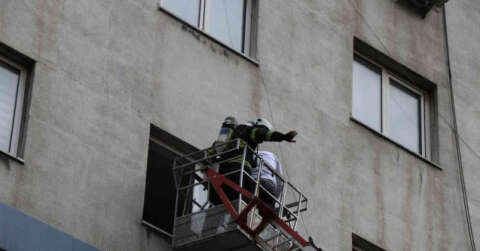 Belediyedeki yangın tatbikatı yürekleri ağza getirdi