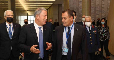 Milli Savunma Bakanı Akar, Yunanistan Savunma Bakanı Panagiotopoulos ile görüştü
