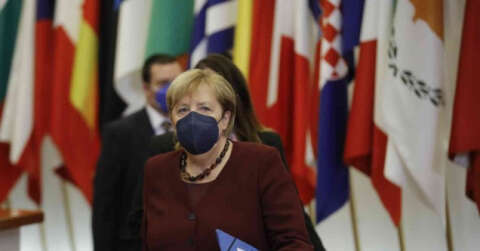 Merkel: "AB’de enerji krizine yönelik alınan tedbirler, yenilenebilir enerjiye geçişe zarar vermemeli”