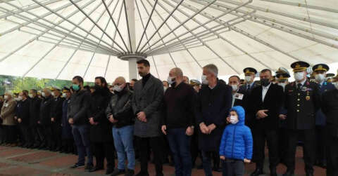 Şehit Üstçavuş Geçit gözyaşları içinde son yolculuğuna uğurlandı