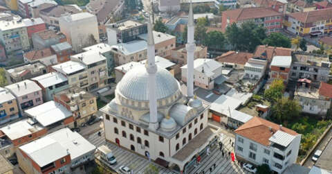 Bursa'nın Yeni Camii ibadete açıldı