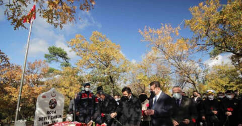 Çanakkale kahramanı Seyit Onbaşı vefatının 82. yılında mezarı başında anıldı