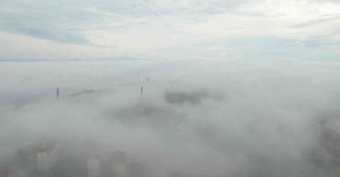 Balıkesir’de yer sisli, hava güneşli