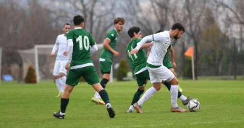 Bursaspor, U19 takımı ile maç yaptı