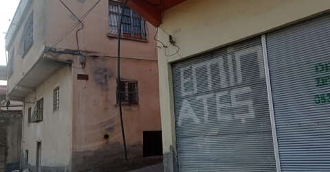 Adana’da iletişim kablolarını kesip çaldılar