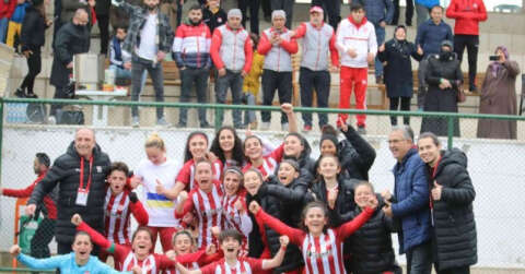 Turkcell Kadın Futbol Süper Ligi: Sivasspor: 2 - Galatasaray: 1