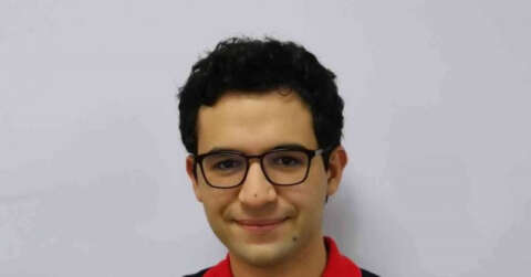 İki sınıf arkadaşı MIT yolcusu