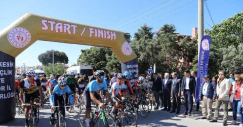 Balıkesir’de okullar arası bisiklet Türkiye birinciliği başladı
