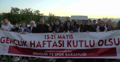 Gençlik ve Spor Bakanı Kasapoğlu: “Kadın sporcularımız Türkiye’nin adını zirveye yazmadılar zirveye kazıdılar”