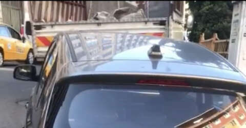 İstanbul’da akıl almaz hırsızlık: Kiralık aracın egzozundan kristal parça çaldılar