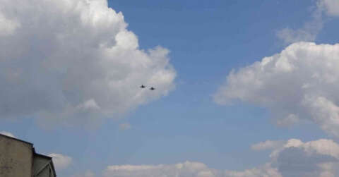 Savaş uçakları Kastamonu semalarında gösteri yaptı