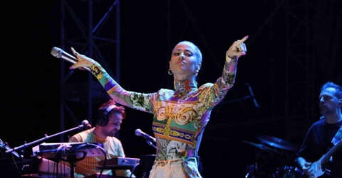 Kiraz Festivali görkemli sona erdi: Derya Uluğ Tekirdağ’da konser verdi