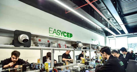 Easycep 2022 yılı sonuna kadar 200 bin telefonu yenilemeyi hedefliyor