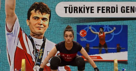 Türkiye Ferdi Gençler ve U23 Halter Şampiyonası, Van’da başladı