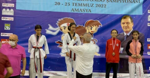 Namağlup Türkiye şampiyonu Azra’nın sevinç gözyaşları