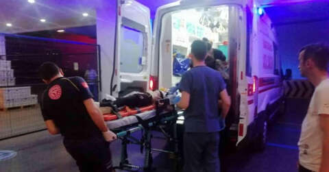 Karşıdan karşıya geçerken otomobil çarptı, 15 yaşındaki kız hayatını kaybetti