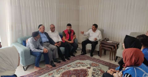 Gençlik Merkezi üyeleri, Tutkal’ın ailesiyle bir araya geldi