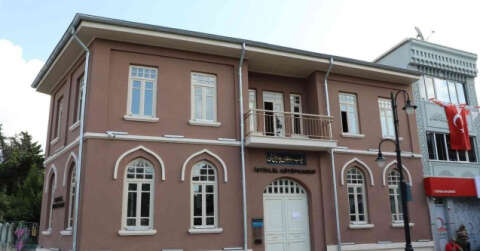 İstiklal Kütüphanesi kapılarını ziyaretçilerine açtı