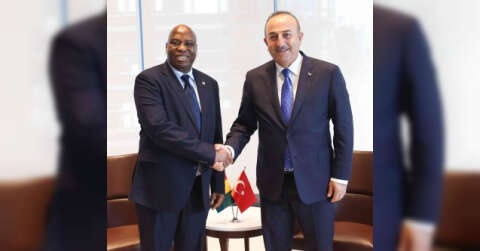 Dışişleri Bakanı Çavuşoğlu, Gine Dışişleri Bakanı Kouyate ile görüştü