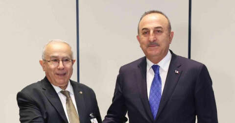 Dışişleri Bakanı Çavuşoğlu, Cezayir Dışişleri Bakanı Ramtane Lamamra ile görüştü