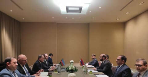 Azerbaycan ve Ermenistan barış anlaşmasını görüşmek üzere Cenevre’de bir araya geldi