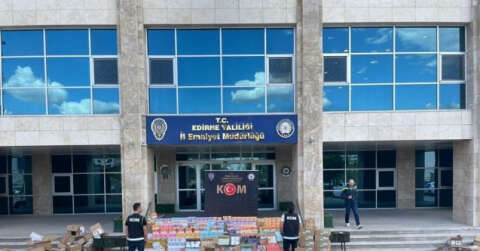 Edirne’de tırda kaçak 16 bin elektronik sigara ve 2 bin gözlük ele geçirildi