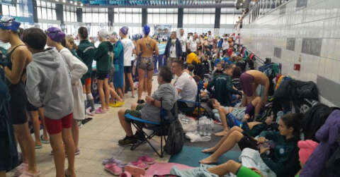 YÜZMEDE FEDERASYONA BÜYÜK TEPKİ