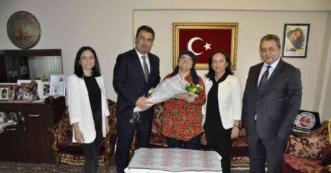 Şehit Aybüke öğretmenin annesi unutulmadı