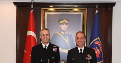 Deniz Kuvvetleri Komutanı Tatlıoğlu, NATO Müttefik Deniz Kuvvetleri Komutanı Blount ile bir araya geldi