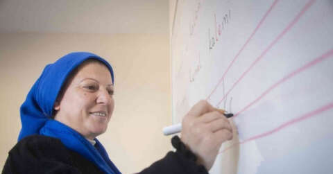 Mersin’de okuma yazma bilmeyen kadınlara özel kurs