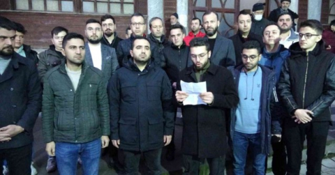 Kütahya’da gençlerden çirkin eyleme sabah namazında tepki