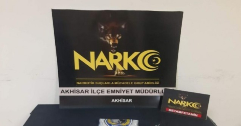 Araçta uyuşturucuyla yakalanan 4 kişi tutuklandı