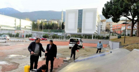 Başkan Yılmaz’dan gençlere skate park