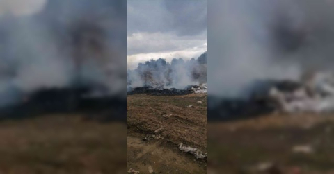 Ormanda yanan çöpler ekipleri harekete geçirdi