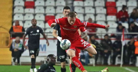 Spor Toto Süper Lig: FTA Antalyaspor: 3 - Ümraniyespor: 2 (Maç sonucu)