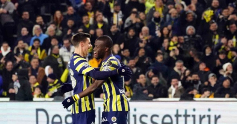 Fenerbahçe, Valencia ile kazandı