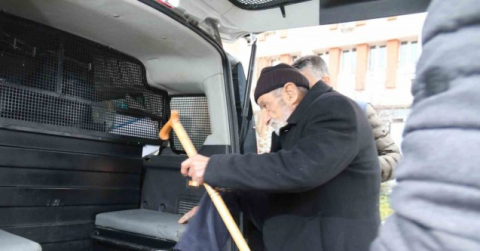 Karısını ve oğlunu öldüren 86 yaşındaki emekli asker tutuklandı