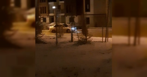 Park etmeden önce drift yaptı, o anlar kameraya yansıdı